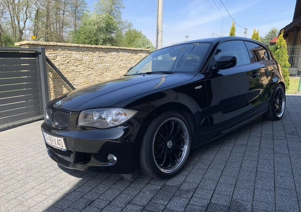 BMW Seria 1 cena 12300 przebieg: 165000, rok produkcji 2010 z Niepołomice małe 466